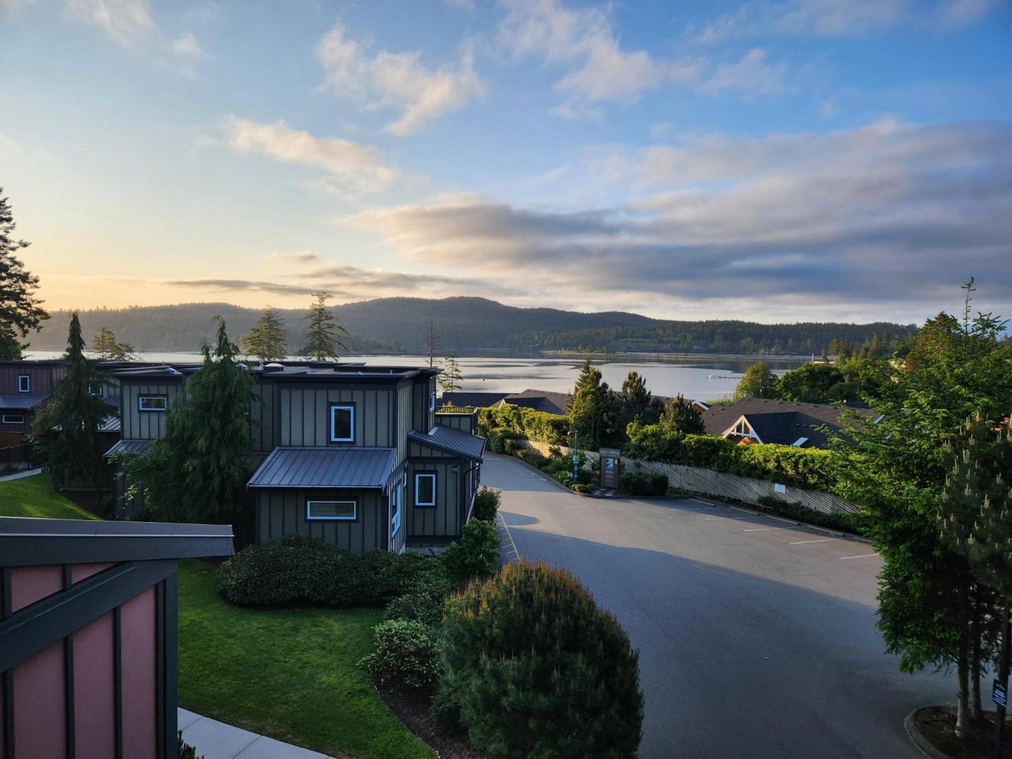 Sheringham Townhouse - Sooke Buitenkant foto
