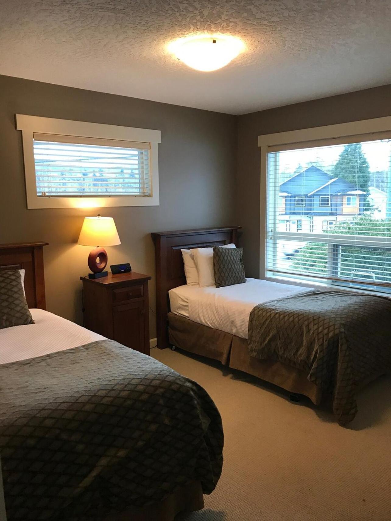 Sheringham Townhouse - Sooke Buitenkant foto
